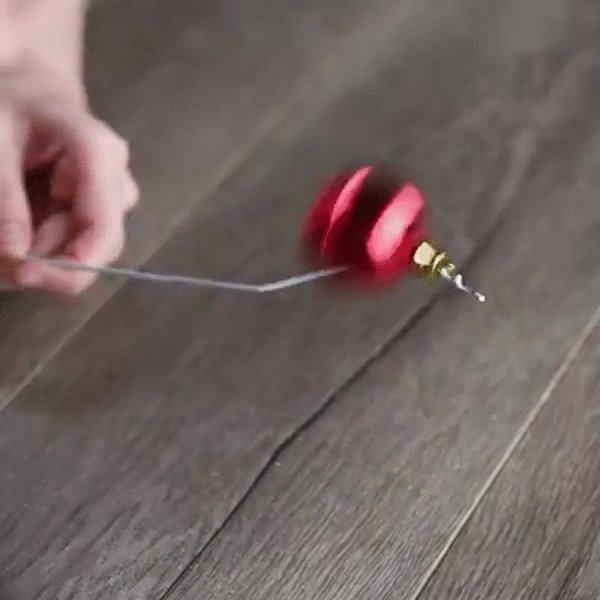 Instructions for making laurels from old sweaters and clothes hangers Picture 12