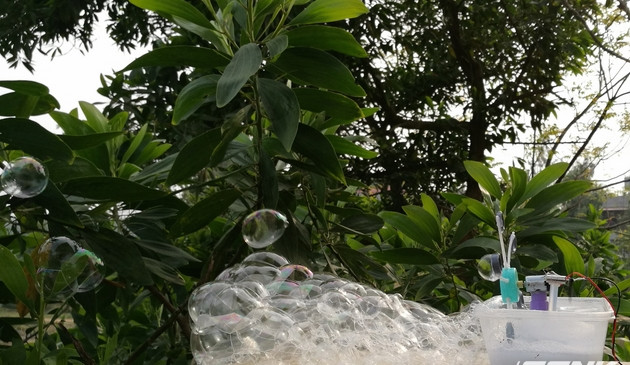 Instructions for making very simple soap bubble blowing machines, self-made less than 10 minutes Picture 17