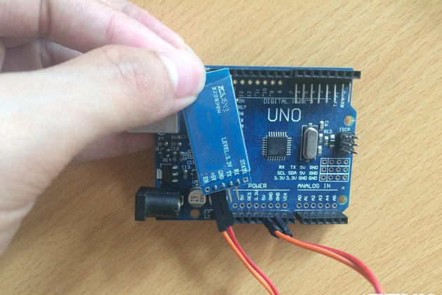 Instructions on how to make devices that turn on / off lights and fans in Vietnamese Picture 3