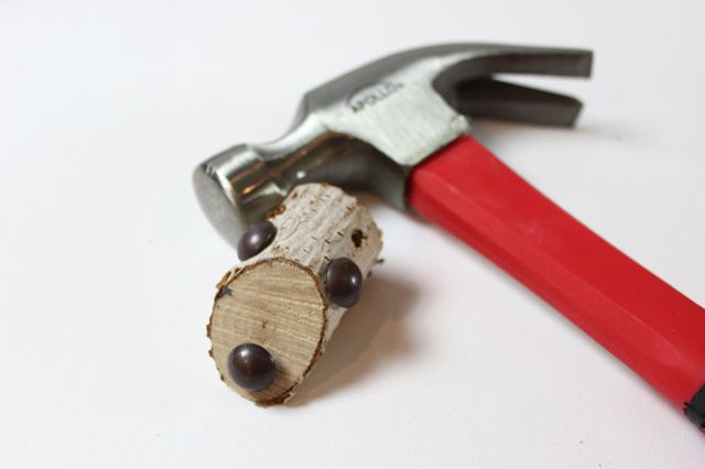 Instructions on how to make reindeer and wooden gifts Picture 14