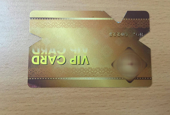 Instructions on how to wrap beautiful headphones without getting tangled Picture 7