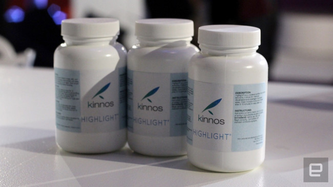 Inventing a bactericidal blue dye helps keep Ebola doctors safe Picture 4