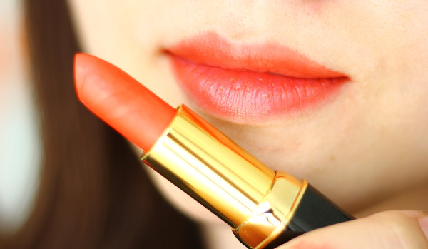 Is it safe to use lipstick during pregnancy? Picture 2