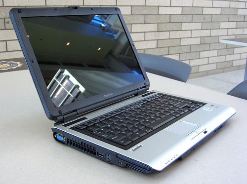 Laptop for business people Picture 3