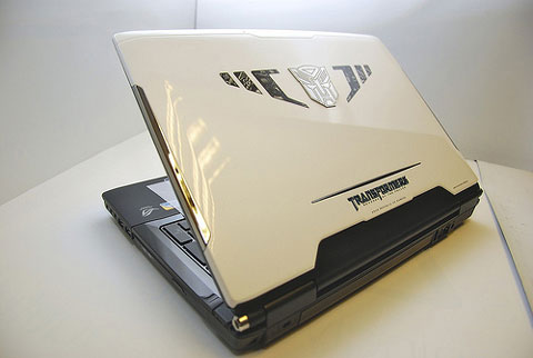 Laptop of Transformers movie Picture 5