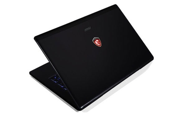 Laptop playing the thinnest MSI GS70 game in the world Picture 6