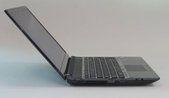 Laptop running Ivy Bridge chip cheap by Samsung Picture 9