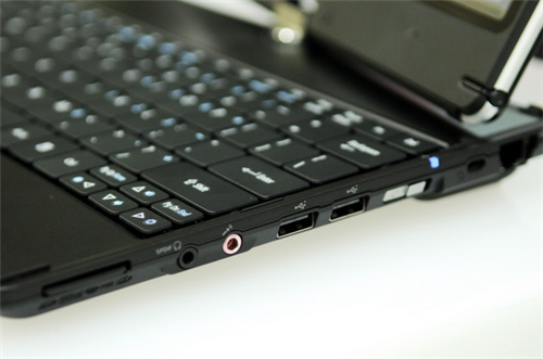 Laptop swivel screen of Acer Picture 6