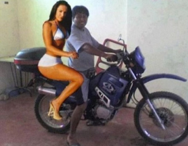 'Laughing does not shut up' with 23 photos falling into the hands of photoshop workers without mind Picture 25