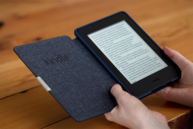 Learn about Kindle Paperwhite book reader Picture 4