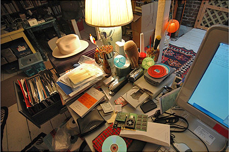 Learn to use lesson 17 computer - Create a safe workspace Picture 7