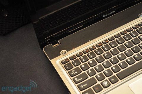 Lenovo IdeaPad Z is cheap but elegant Picture 5