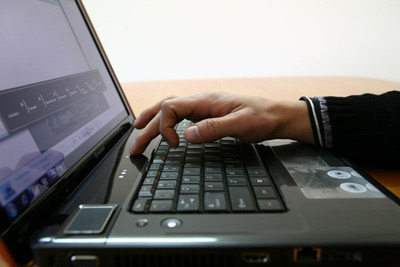 Lenovo unveiled the first Core i7 laptop in Vietnam Picture 2