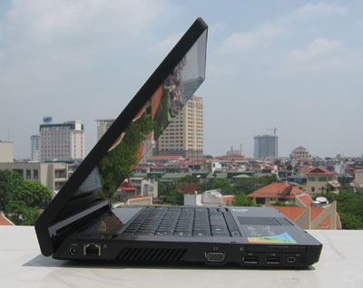 Lenovo Y510 mobile entertainment center Picture 3