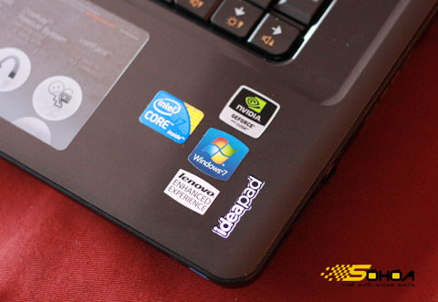Lenovo's 'super strong' laptop in Vietnam Picture 12