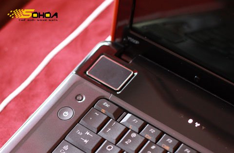 Lenovo's 'super strong' laptop in Vietnam Picture 7
