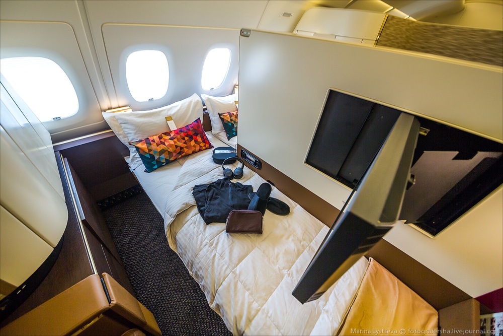 Let's admire inside the world's most luxurious aircraft Picture 8