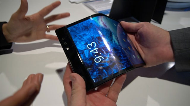 LG: Still 'too early' for the blooming of foldable smartphones Picture 3