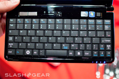 LifeBook UH900, a new ultraportable computer from Fujitsu Picture 4