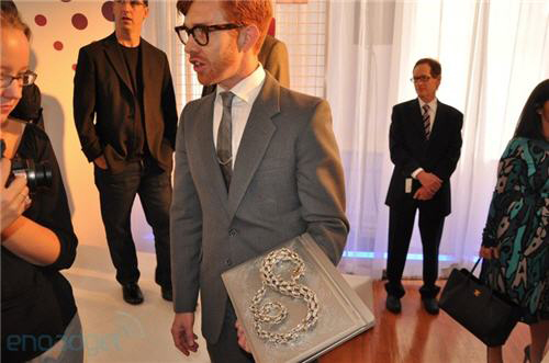 Little Adamo adorned jewelry Picture 10