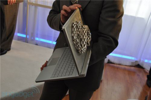 Little Adamo adorned jewelry Picture 6