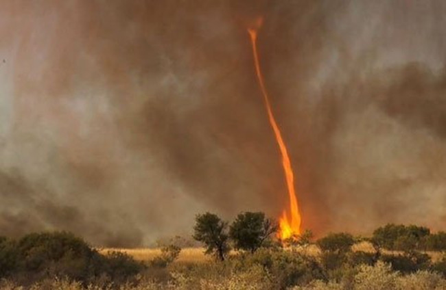 Living the whole life is not sure we have had the luck to witness these extremely rare weather phenomena Picture 6