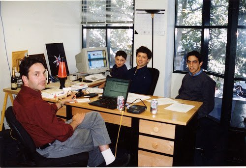 Look back at Google's 21-year history through 33 interesting photos Picture 9