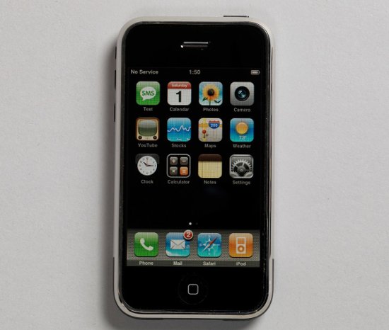 Look back at the 9 photos of 'ducking swans' of the phone after 80 years Picture 10