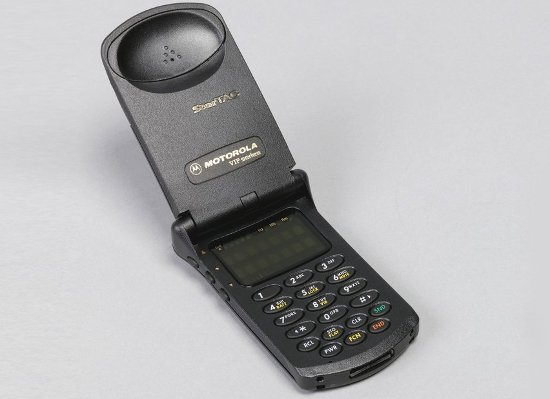 Look back at the 9 photos of 'ducking swans' of the phone after 80 years Picture 9