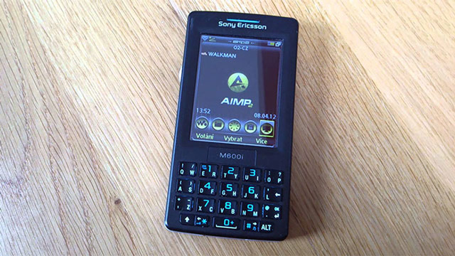 Look back at the phones possessing a very special keyboard Picture 7
