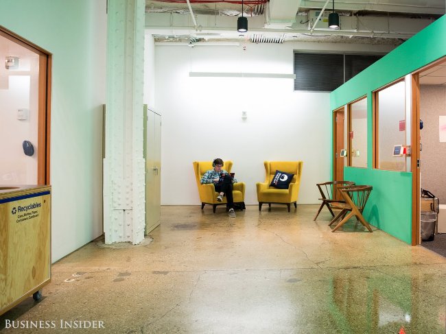 Look inside Facebook's ideal office in New York Picture 2
