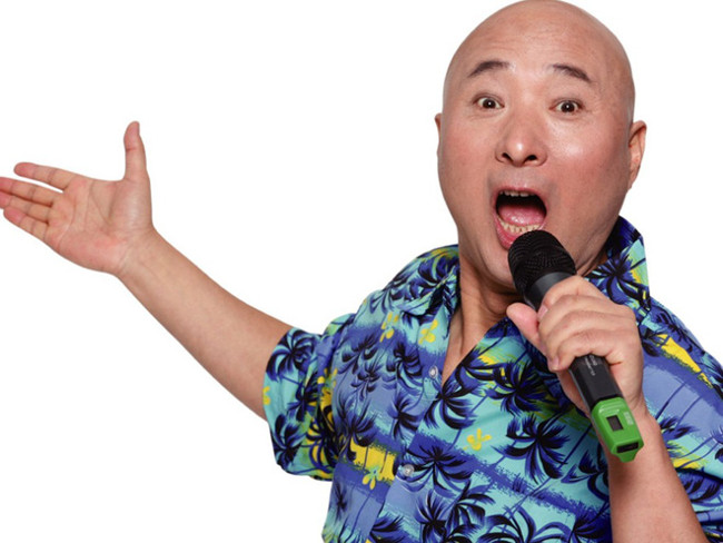 Looking for answers about the Qisheng player and who is the bald man? Picture 7