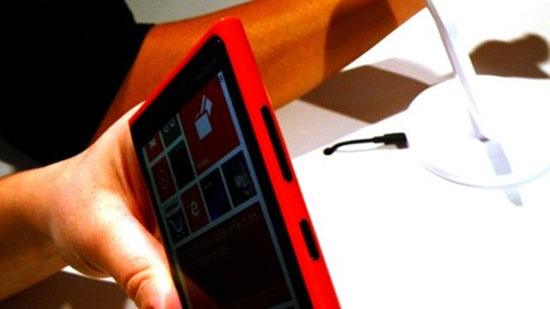 Lumia 920 pitted against Galaxy S3 and HTC One X Picture 5