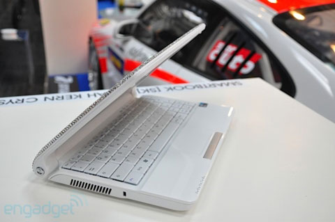 MacBook and Sony Vaio 'go home together' Picture 23