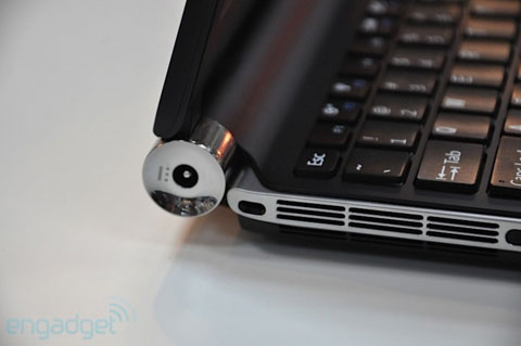 MacBook and Sony Vaio 'go home together' Picture 5