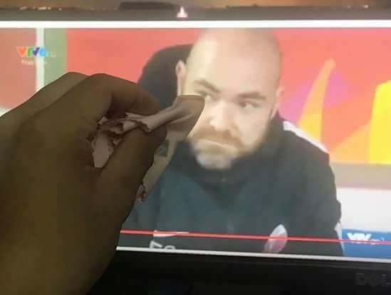 Many ways to celebrate the victory of fans when U23 Vietnam reached the final Picture 12