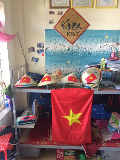 Many ways to celebrate the victory of fans when U23 Vietnam reached the final Picture 13