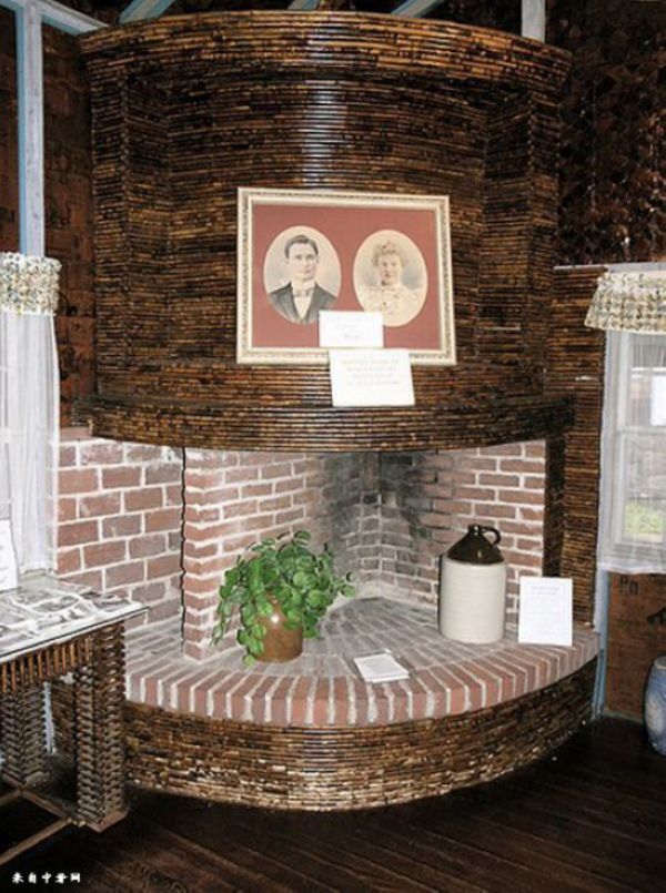 Marvel at the house with newspaper that has been around for nearly 100 years Picture 8