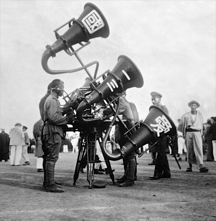 Marvel the instruments to detect enemy aircraft before the radar Picture 8