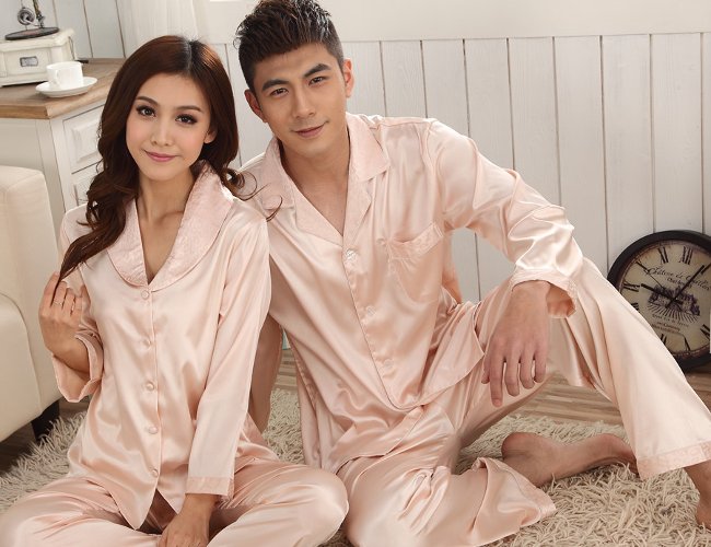 Meaningful wedding gifts for the bride and groom Picture 7