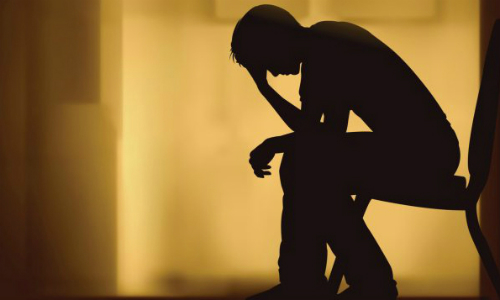 Men are more prone to depression after birth, this rate is even higher than that of women Picture 3