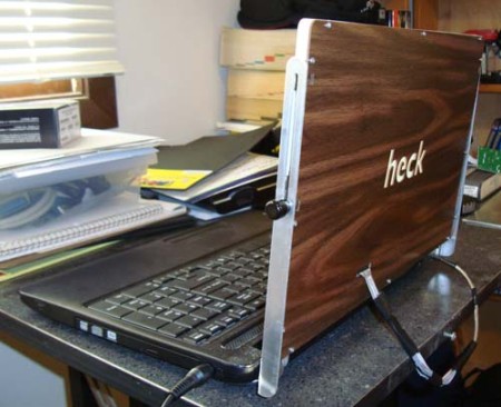 Model laptops 'unique' Picture 5