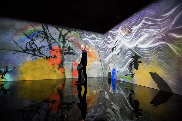 'More than human': The wonders of AI are on display in London Picture 2