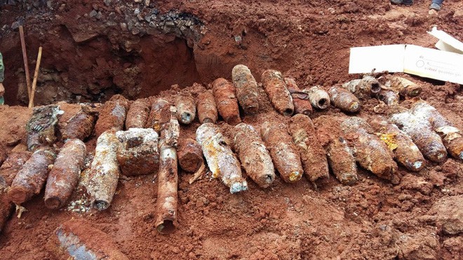 Movies have made us look down on bombs and mines like this Picture 4