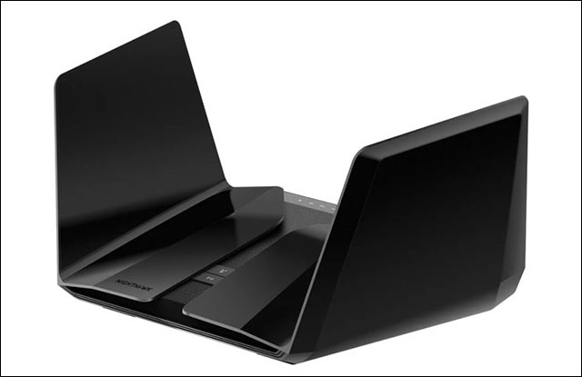 Netgear's first WiFi 6 router looks like a spaceship Picture 1
