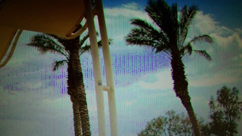 New 17 inch MacBook Pro display error Picture 4