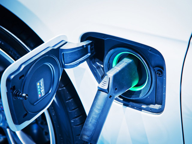 New charging technology allows electric cars to charge for 3 minutes to travel 100km, as fast as filling gasoline Picture 1