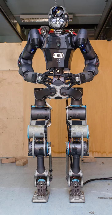 New firefighting robots are put into testing Picture 2