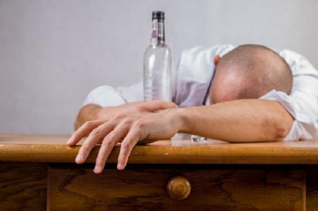 New online tools can help treat alcohol use disorders Picture 1