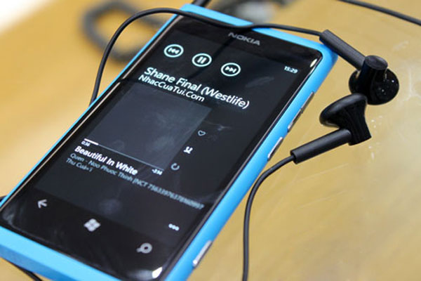 Nokia Lumia 800 review Picture 22